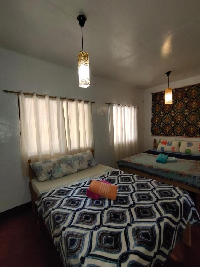 Purple Homestay Hillside Coron Exterior photo