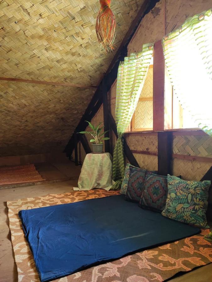 Purple Homestay Hillside Coron Exterior photo